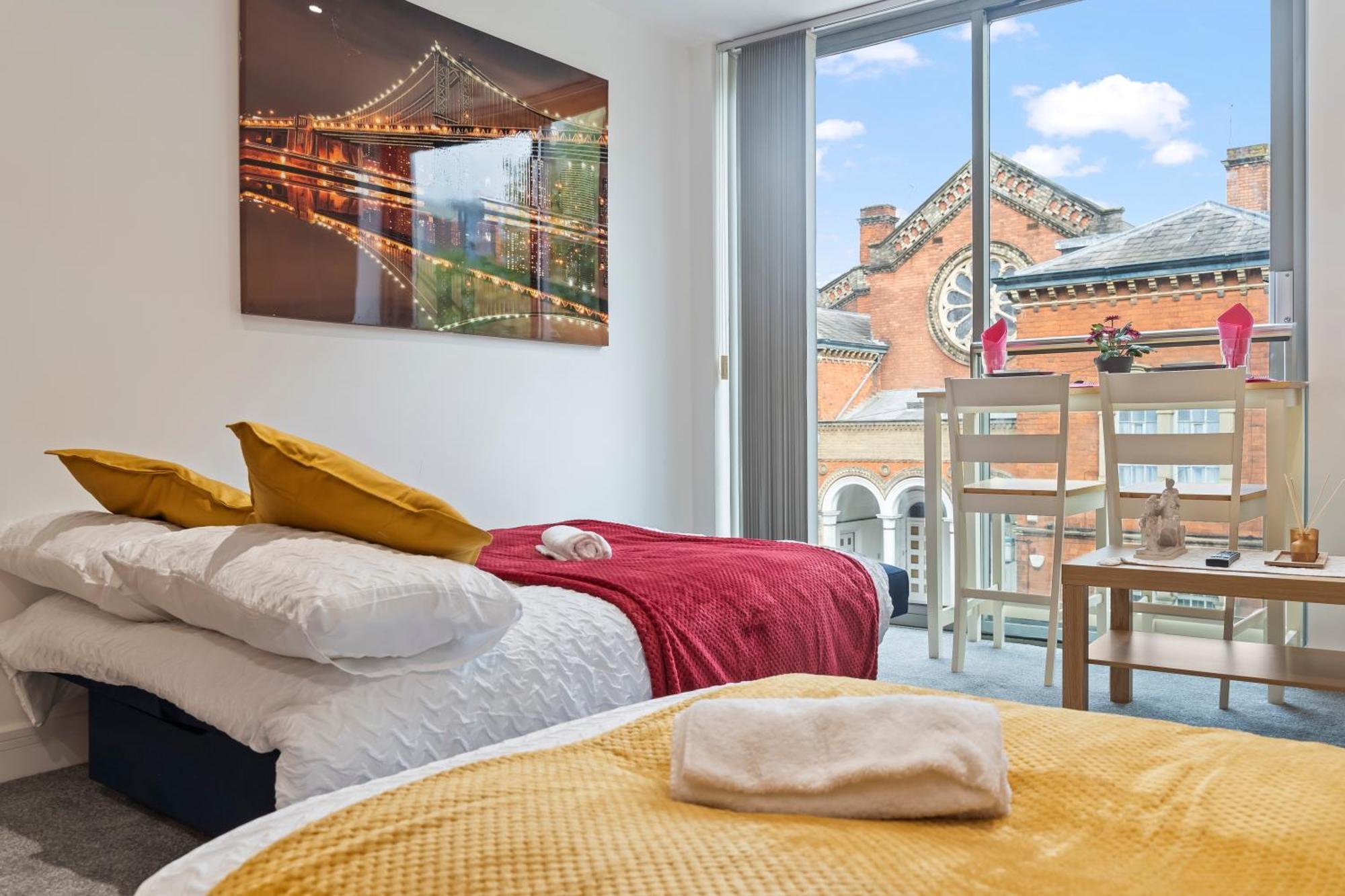Heart Of City Centre Luxury Apartment With Secure Underground Parking Birmingham Exteriör bild