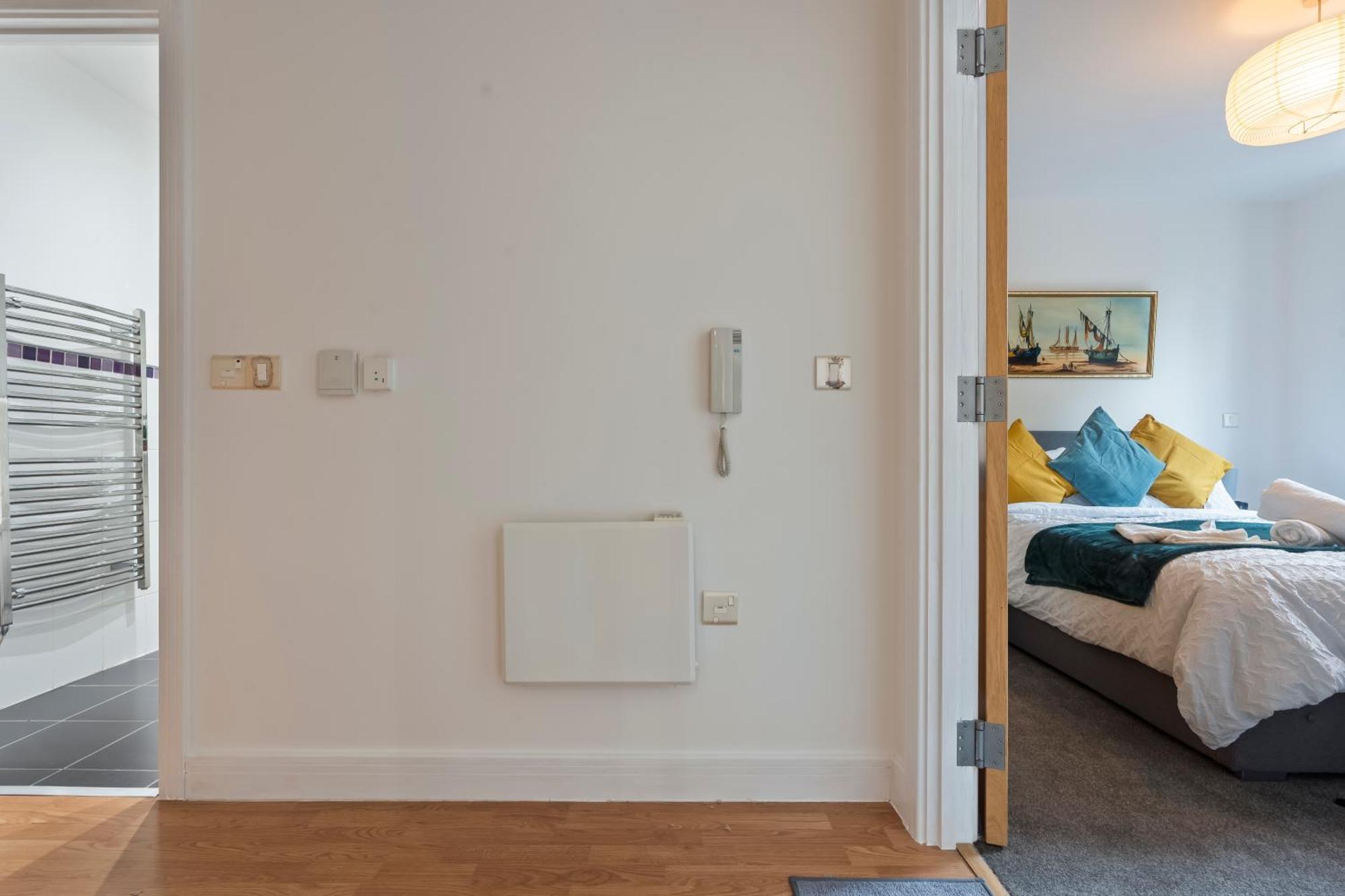 Heart Of City Centre Luxury Apartment With Secure Underground Parking Birmingham Exteriör bild